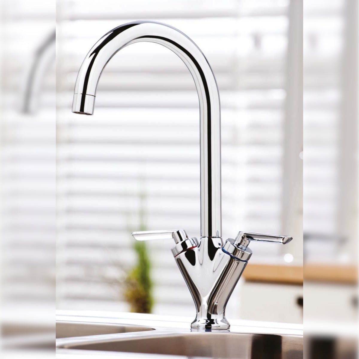 AM00846 - Amara Melmerby Kitchen Tap in Chrome - Coa Living